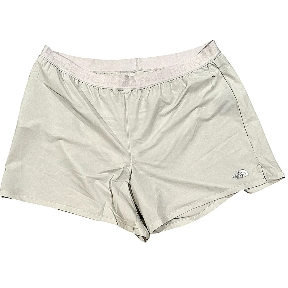 The North Face Women's Light Gray Athletic Wander Pullon Shorts xxl